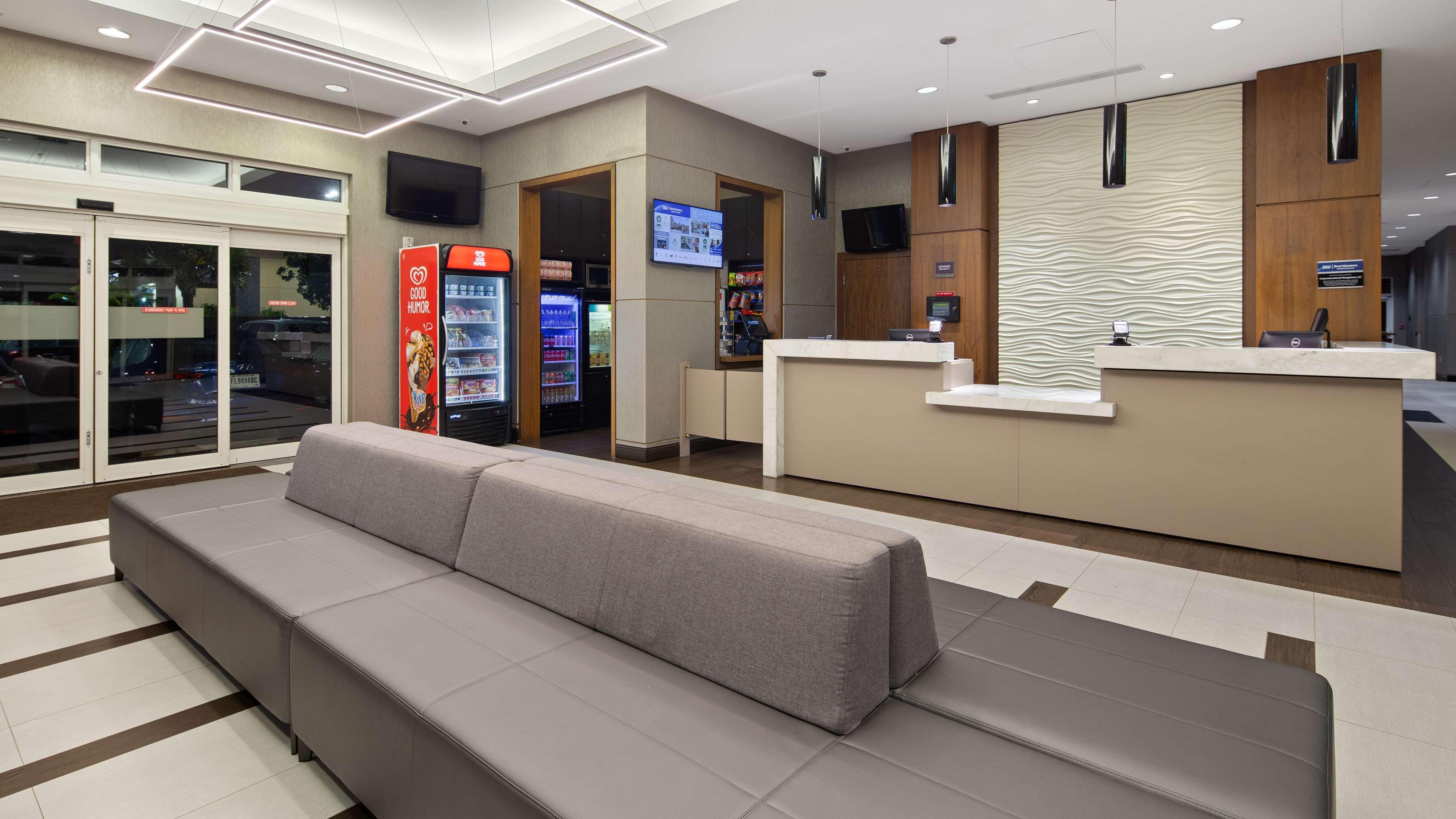 Best Western Plus Miami Intl Airport Hotel & Suites Coral Gables Екстер'єр фото