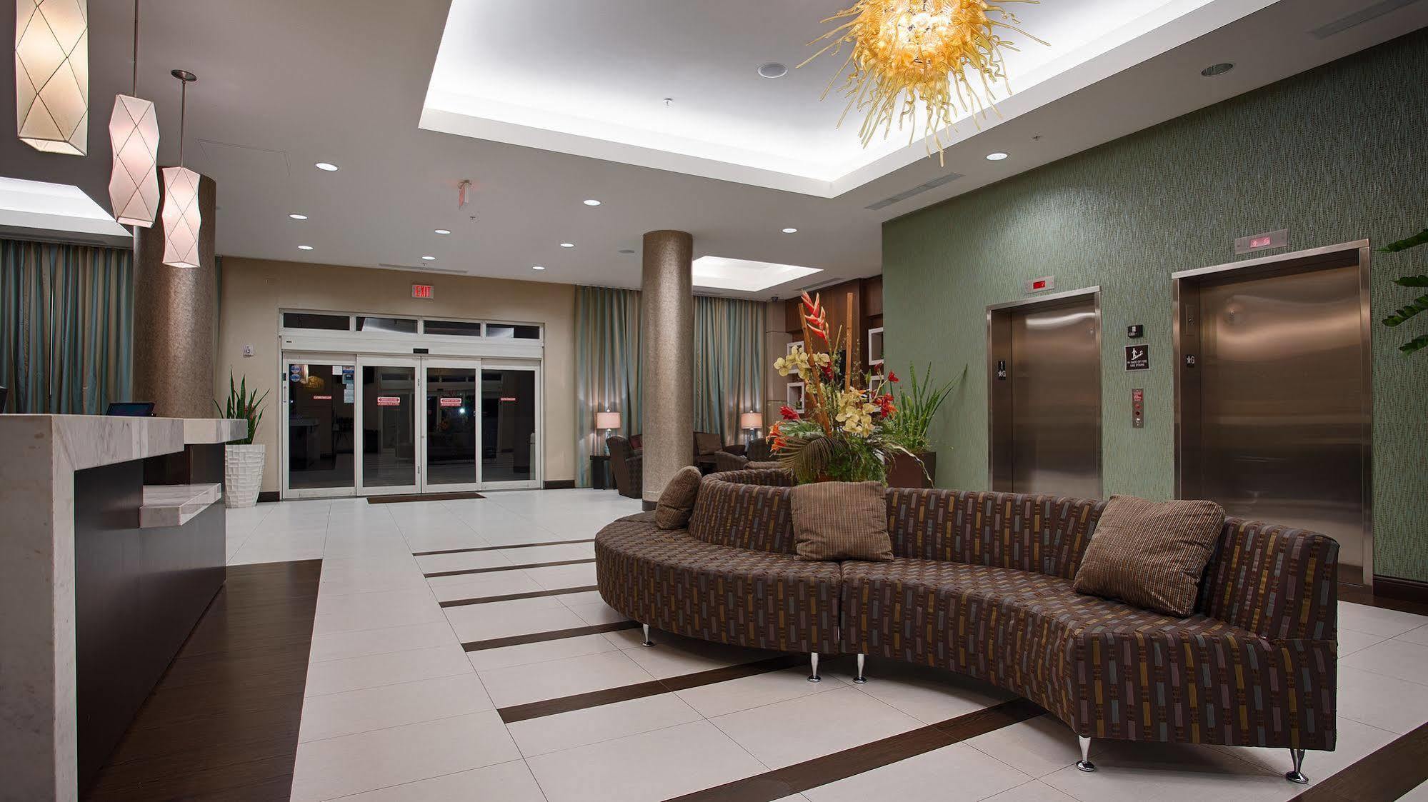 Best Western Plus Miami Intl Airport Hotel & Suites Coral Gables Екстер'єр фото